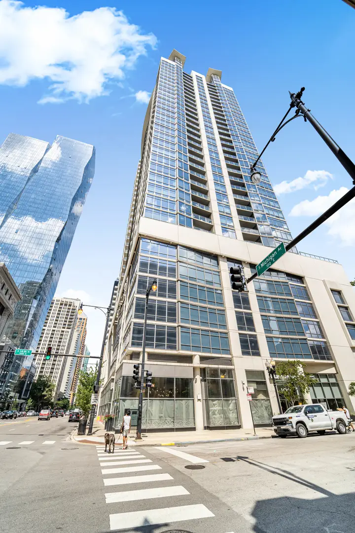 100 E 14th Street #2201, Chicago, IL 60605 - #1