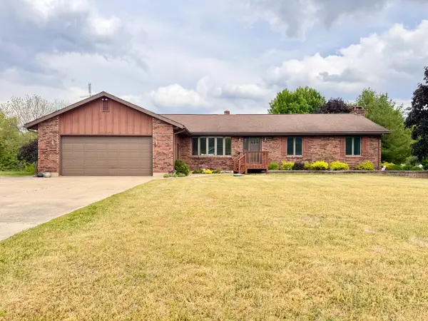 758 Marine Drive, Dixon, IL 61021