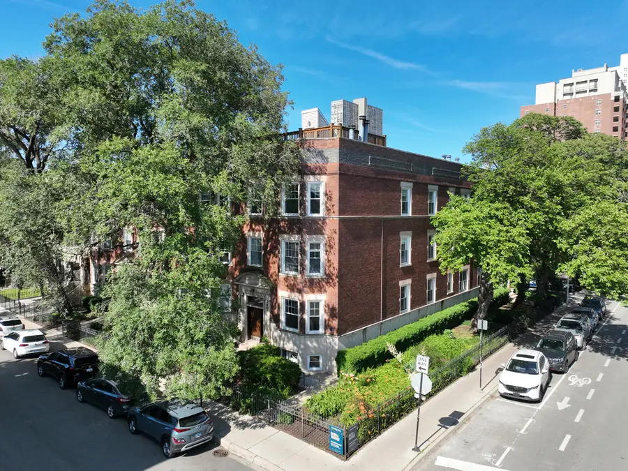 3801 N Wilton Avenue #1, Chicago, IL 60613 - #2
