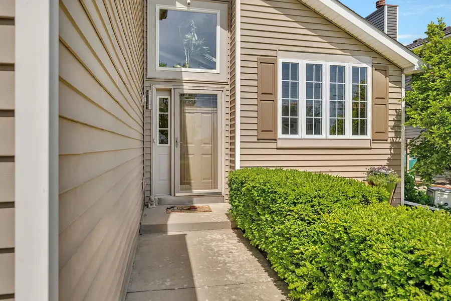 2501 Red Oak Court, Plainfield, IL 60586 - #3