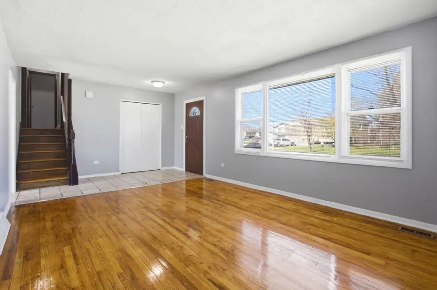 16544 Prairie Avenue, South Holland, IL 60473 - #2