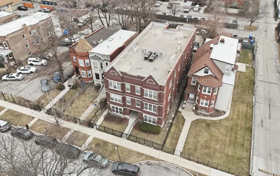 25 N Menard Avenue #2S, Chicago, IL 60644 - #3