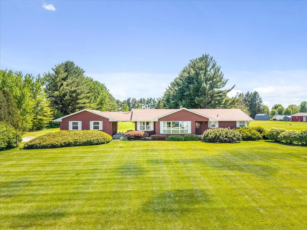 9640 Cunningham Road, Winnebago, IL 61088 - #1