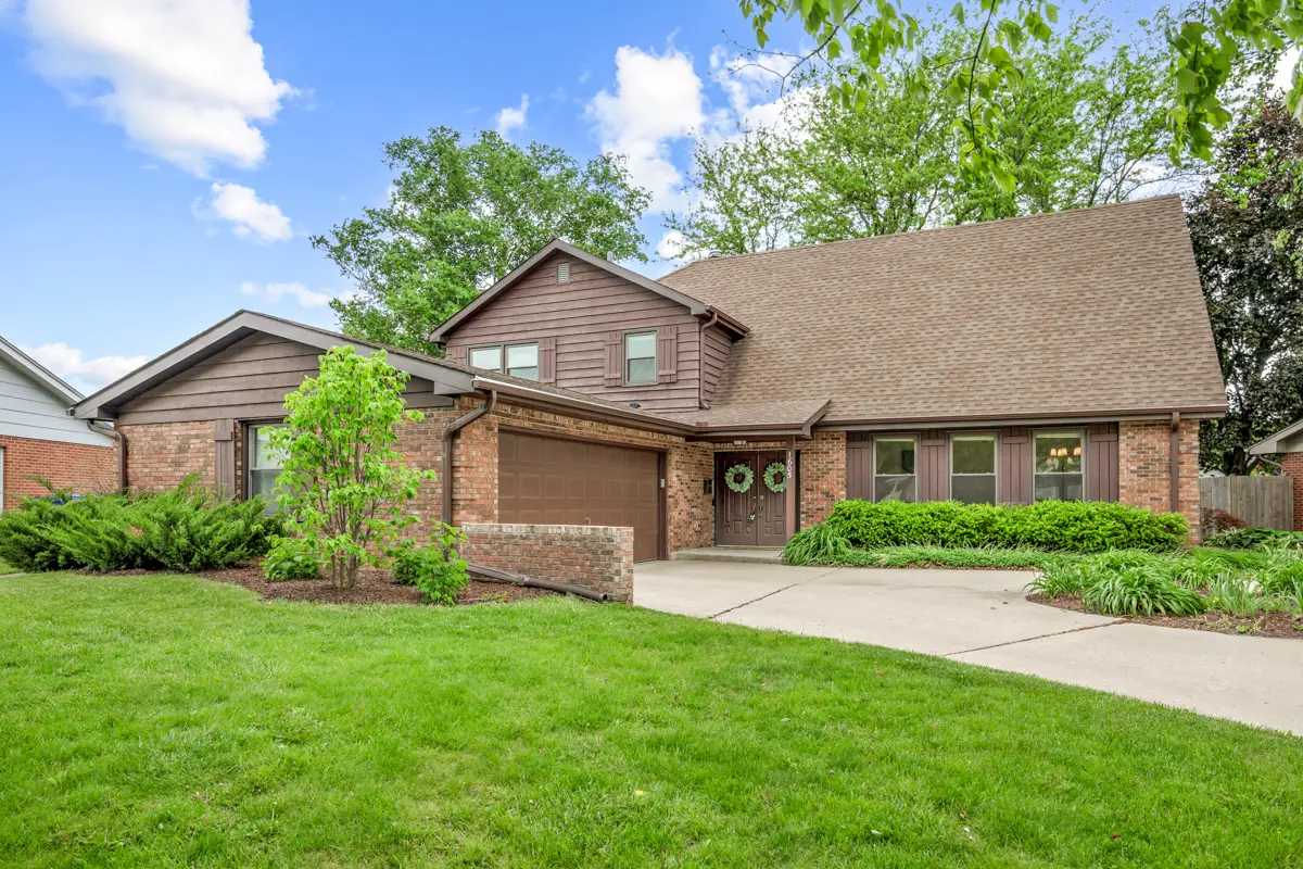 1605 Mayflower Drive, Dekalb, IL 60115 - #1