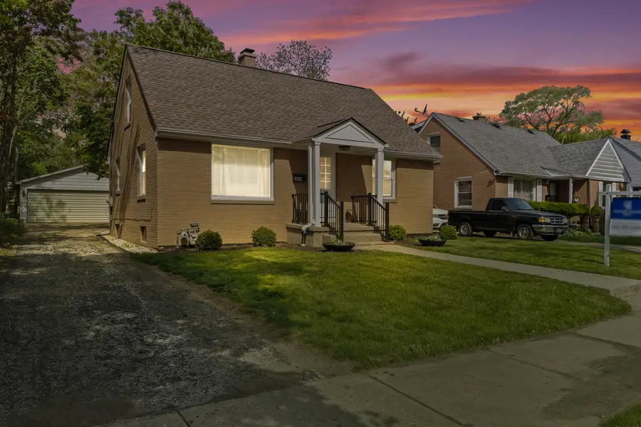 1012 Leith Avenue, Waukegan, IL 60085 - #2