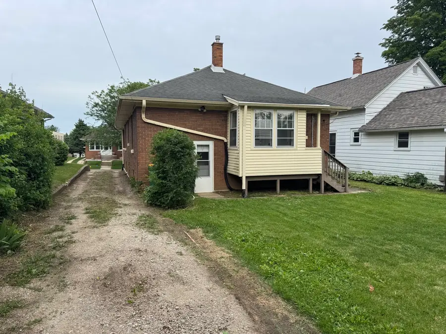 911 Clement Street, Joliet, IL 60435 - #3