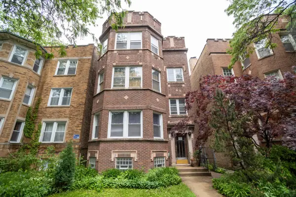 2226 W Arthur Avenue #1, Chicago, IL 60645