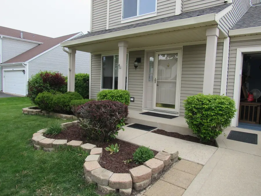 1418 Ridge Road, South Elgin, IL 60177 - #3
