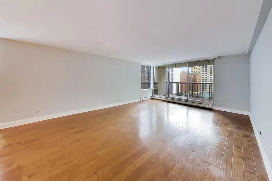 201 E Chestnut Street #14A, Chicago, IL 60611 - #3