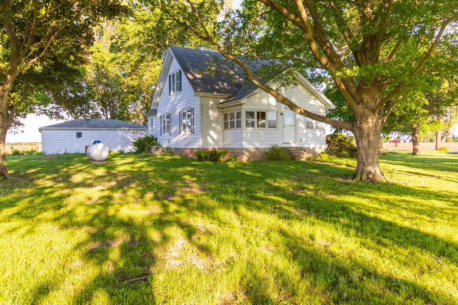 30624 Gils Road, Minier, IL 61759 - #2