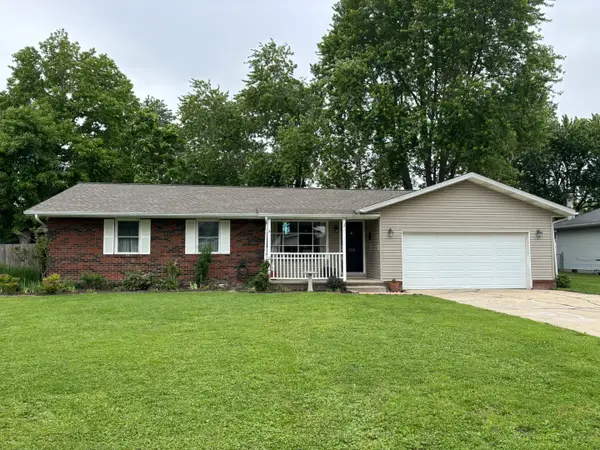 333 Northwood Lane, Salem, IL 62881