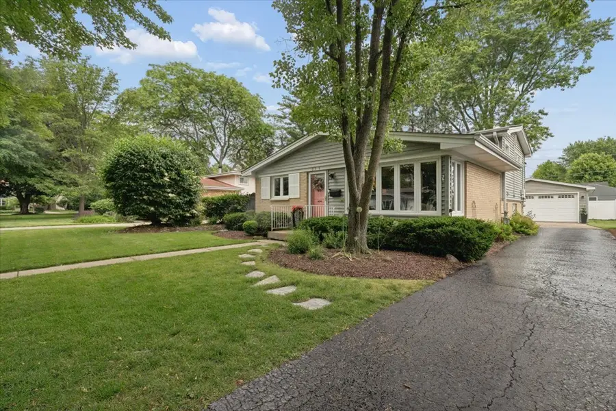 314 Drake Street, Libertyville, IL 60048 - #2