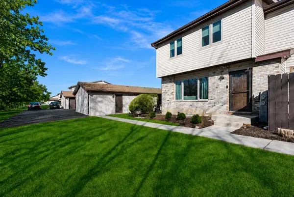 783 Bon Terre Road, New Lenox, IL 60451