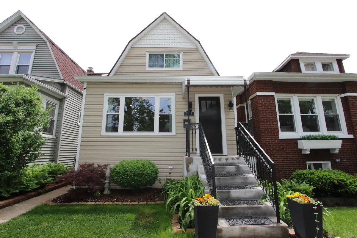 4719 W Warwick Avenue, Chicago, IL 60641 - #1