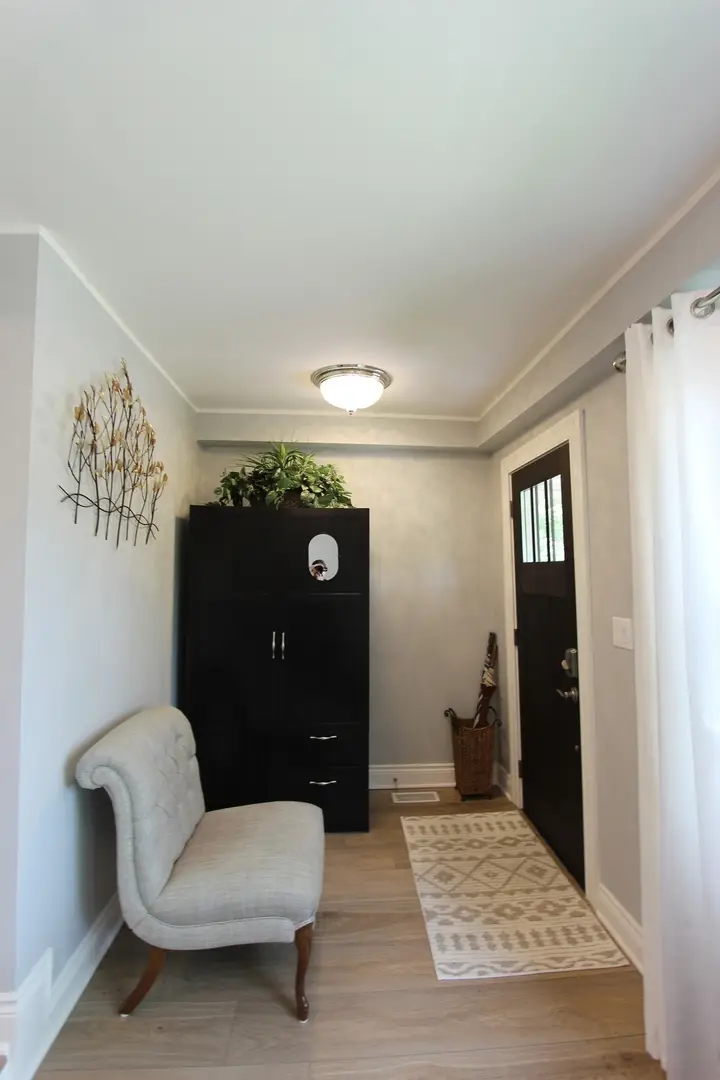 4719 W Warwick Avenue, Chicago, IL 60641 - #3