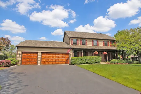 3 N Richmond Court, Lake Zurich, IL 60047