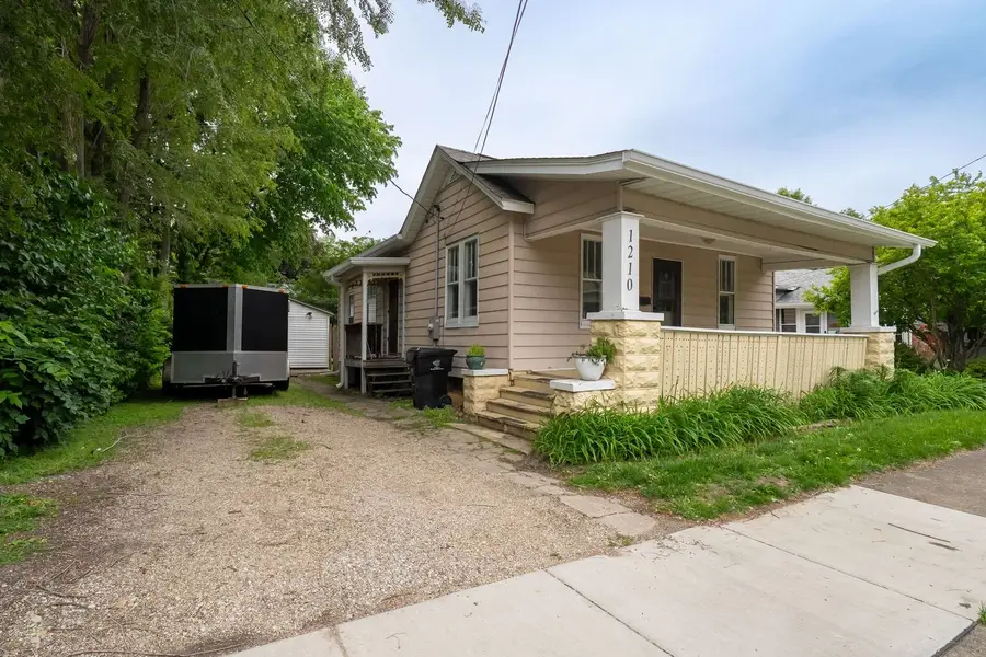 1210 N Madison Street, Bloomington, IL 61701 - #3