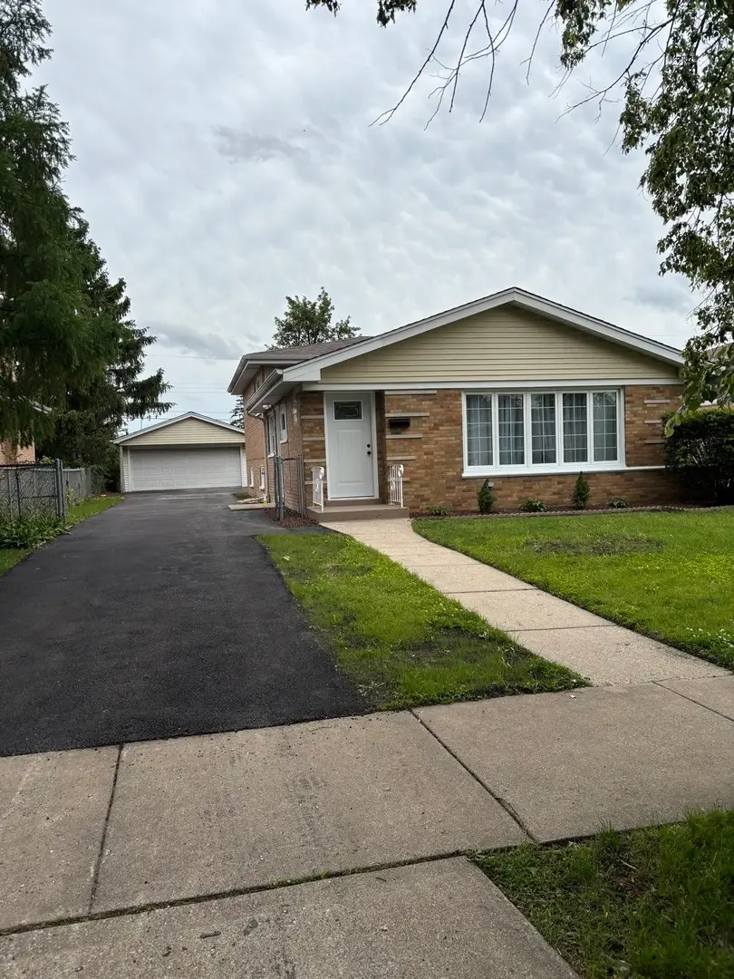 6127 W 79th Place, Burbank, IL 60459 - #1