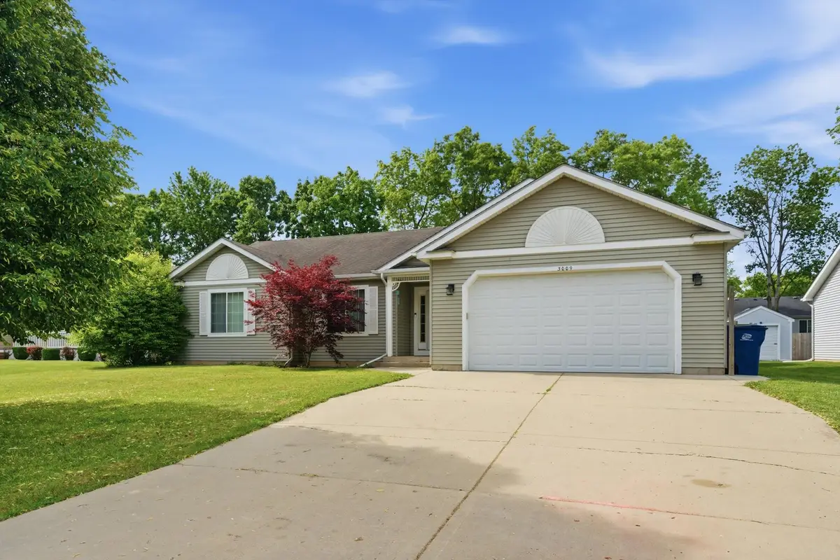 3009 W Sherman Avenue, Waukegan, IL 60085 - #1