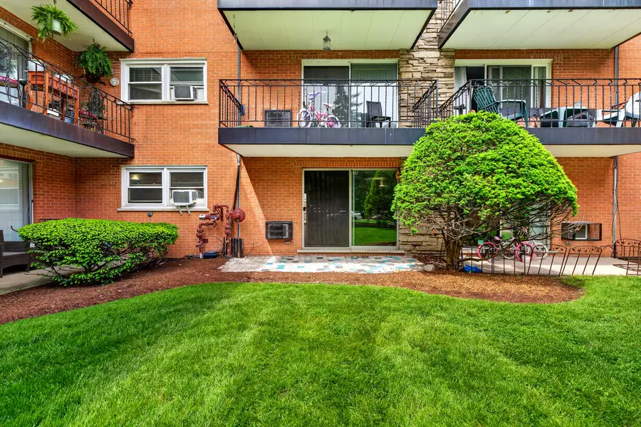 4730 N Kenneth Avenue #1E, Chicago, IL 60630 - #2