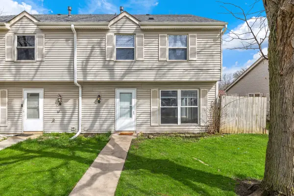 9 Fernwood Drive #N, Bolingbrook, IL 60440