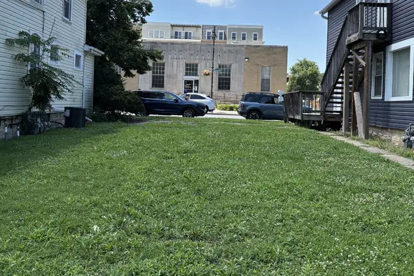 37 Stephen Street, Lemont, IL 60439