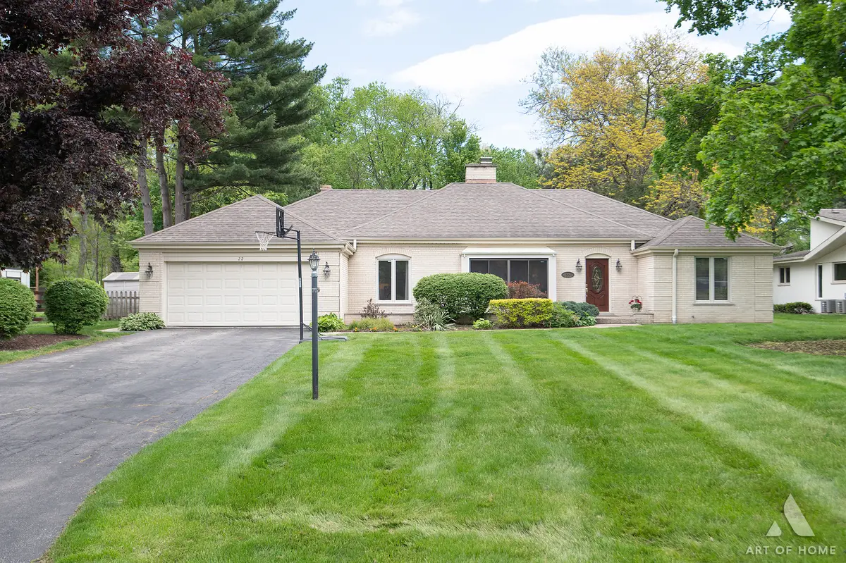 22 Essex Lane, Lincolnshire, IL 60069 - #1