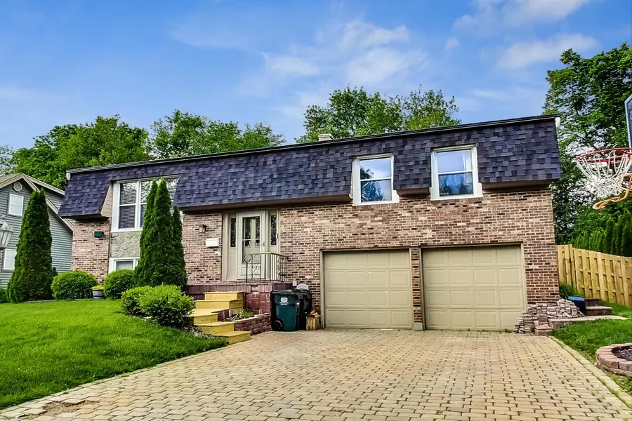 4010 N Firestone Drive, Hoffman Estates, IL 60192 - #2