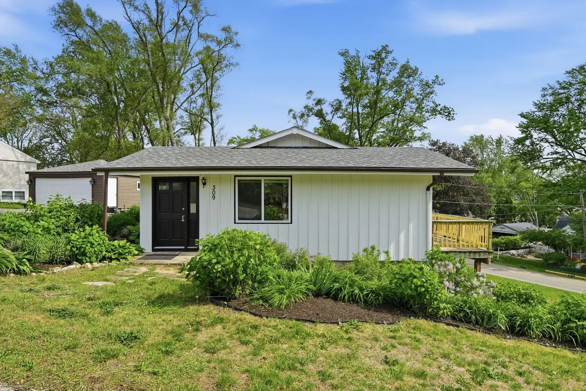3624 Eastway Drive, Island Lake, IL 60042 - #1
