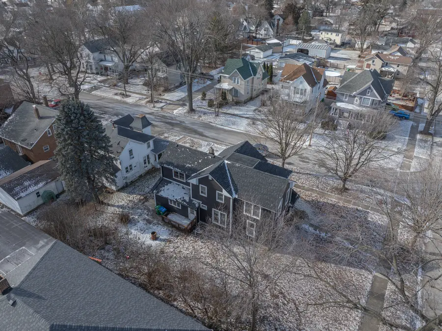 709 Pennsylvania Avenue, Mendota, IL 61342 - #3