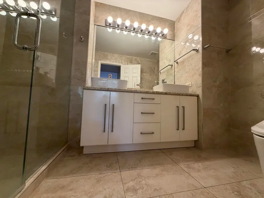 305 Bloomfield Court, Vernon Hills, IL 60061 - #2