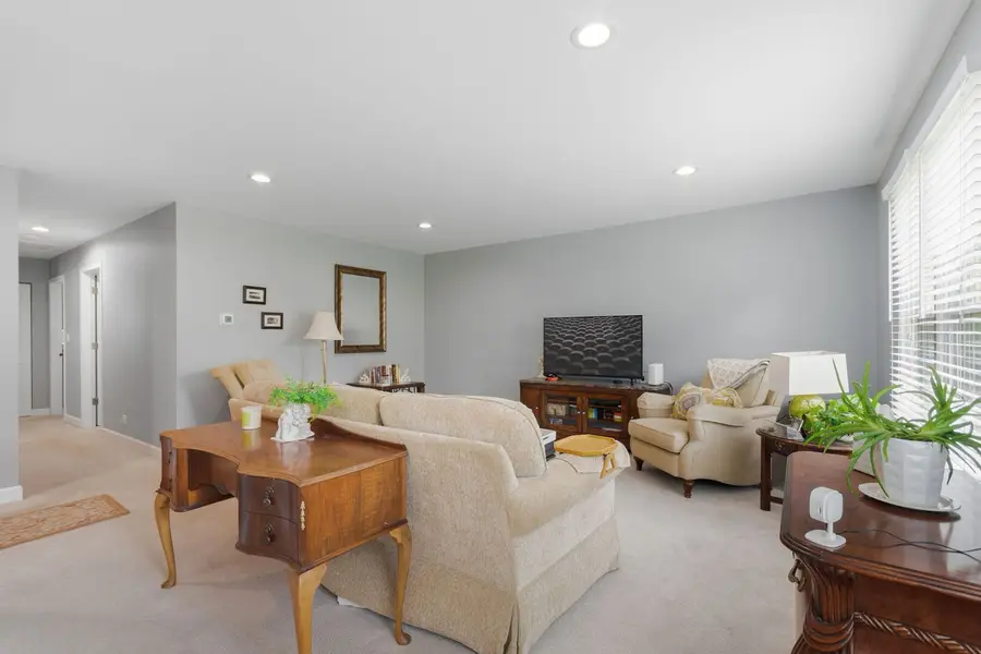 458 Nantucket Road, Naperville, IL 60565 - #2