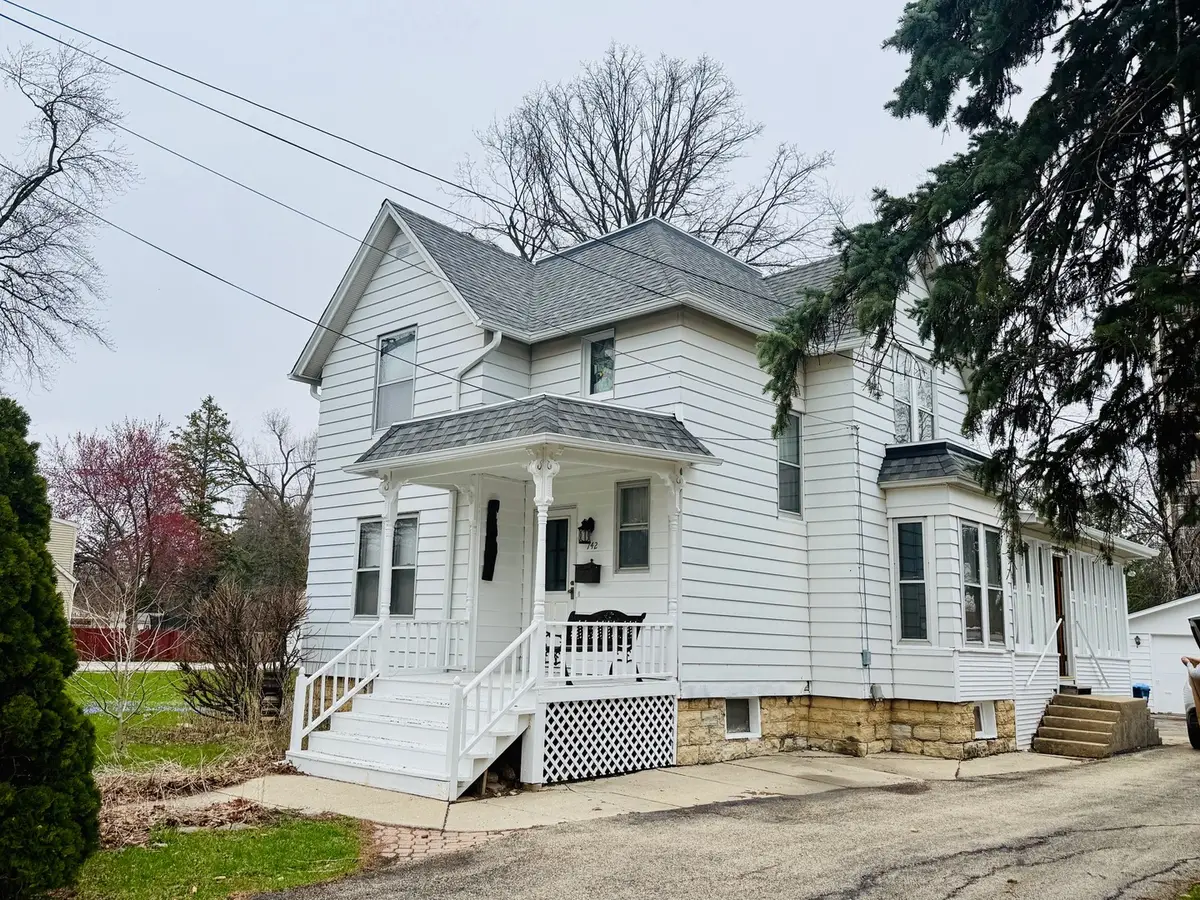 742 S 4th Street, Dekalb, IL 60115 - #1