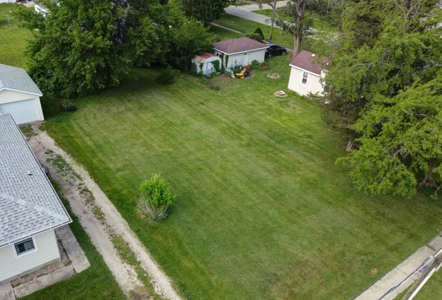 000 W Oak Street, Coal City, IL 60416 - #2