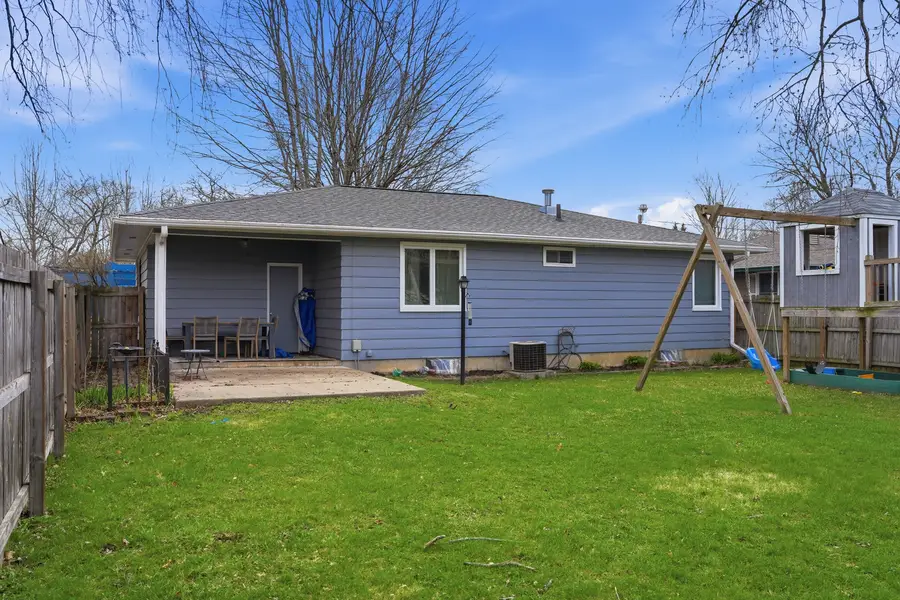 613 Garden Walk, Dixon, IL 61021 - #3