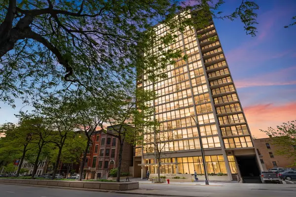 1540 N Lasalle Drive #201, Chicago, IL 60610