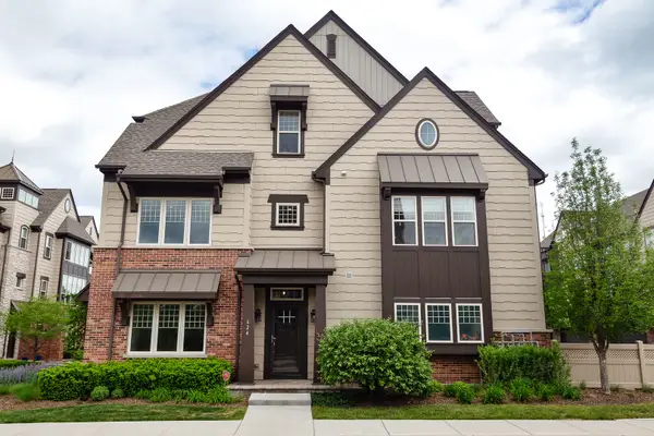 624 Parkside Court, Libertyville, IL 60048
