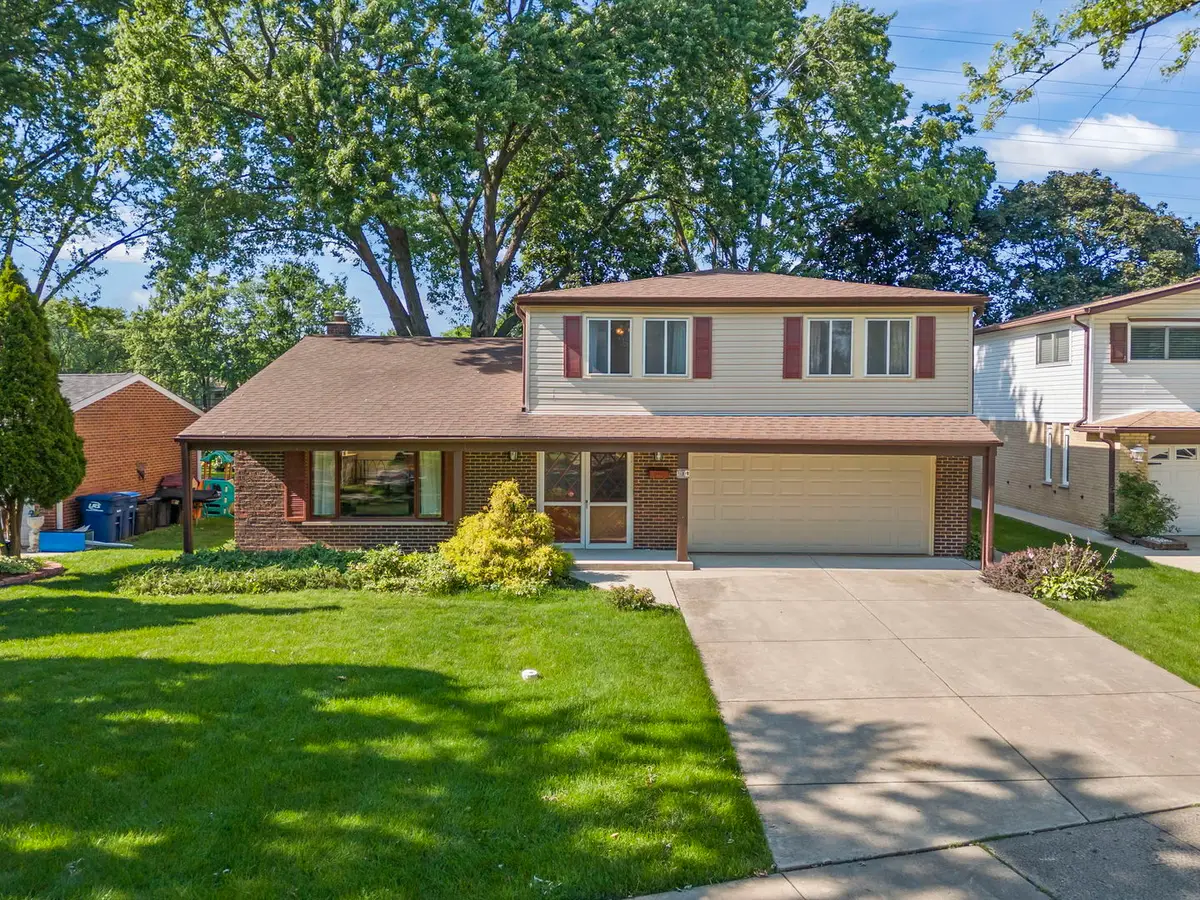 30 W Kathleen Drive, Des Plaines, IL 60016 - #1