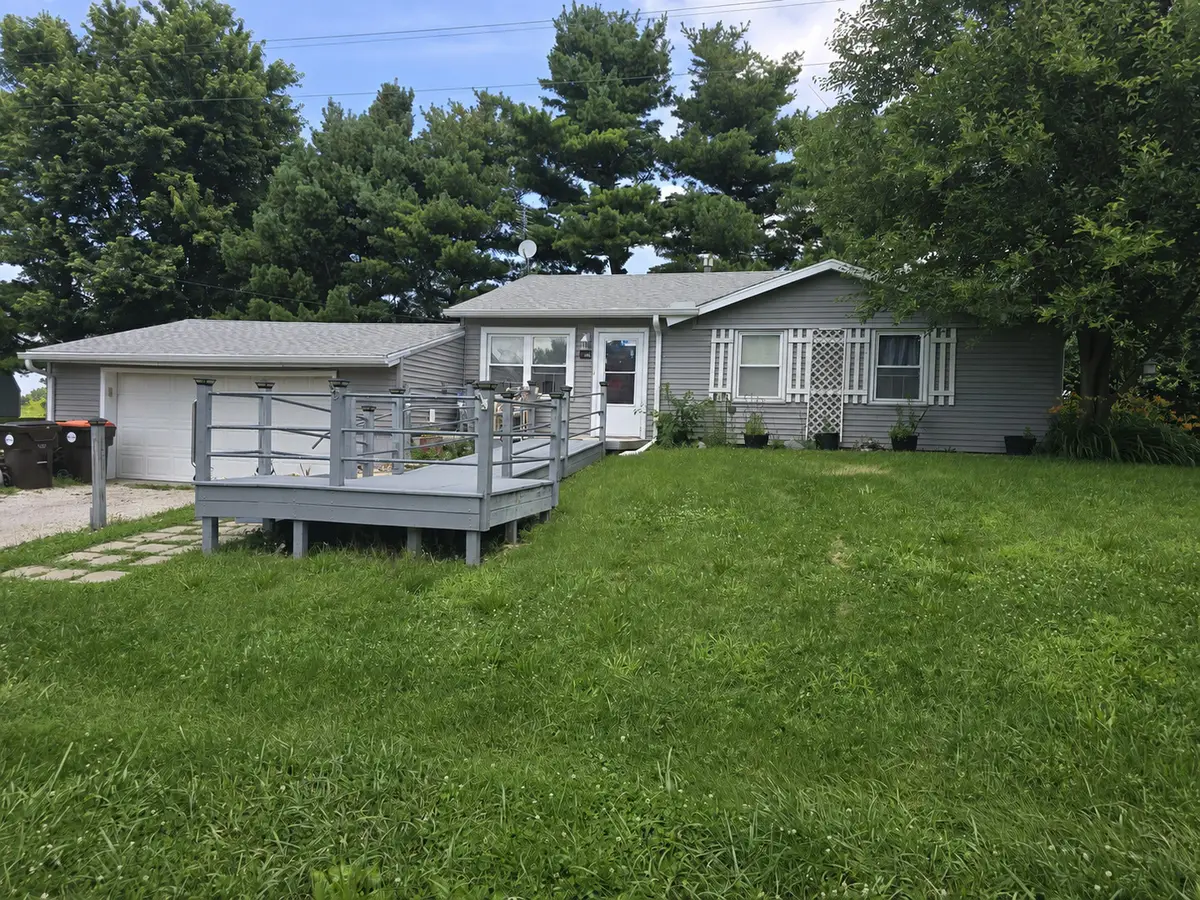 800 E Main Street, Danvers, IL 61732 - #1
