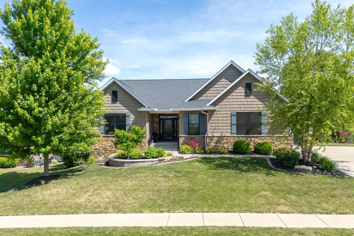 6234 Whispering Hill Court, Bettendorf, IA 52722 - #1