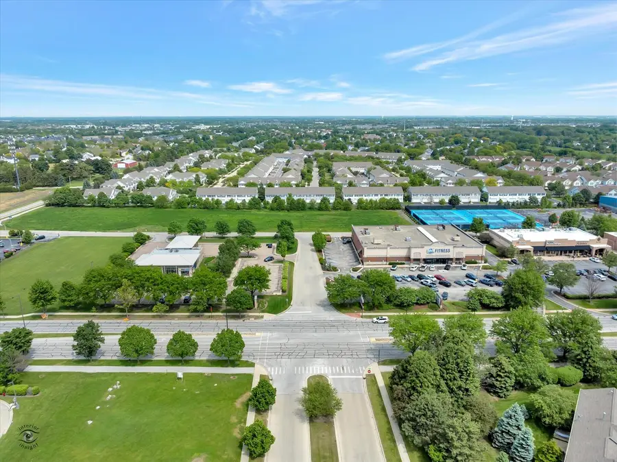 2260 S Eola Road, Aurora, IL 60503 - #2