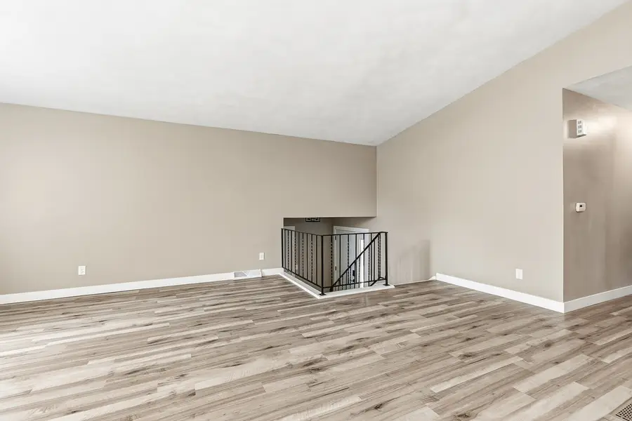 2127 W George Washington Boulevard, Davenport, IA 52804 - #3