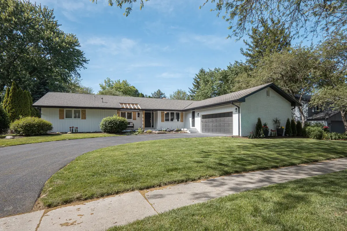 36 Winthrop New Road, Sugar Grove, IL 60554 - #1