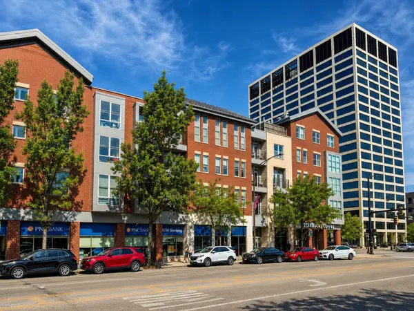 3506 S State Street #303, Chicago, IL 60609