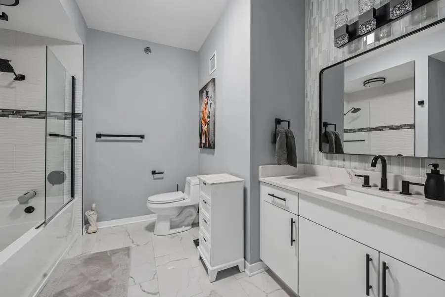 757 N Orleans Street #710, Chicago, IL 60654 - #2