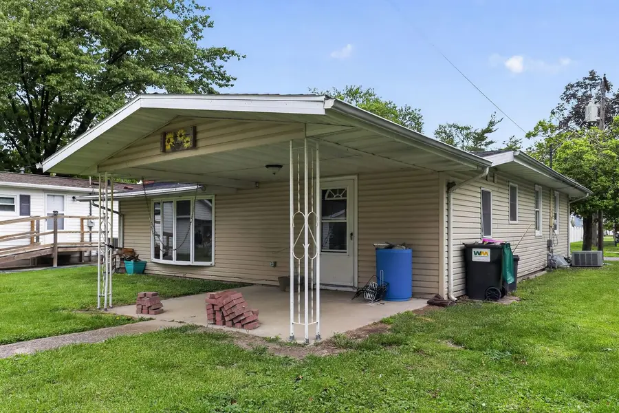 812 N 5th Street, Breese, IL 62230 - #2