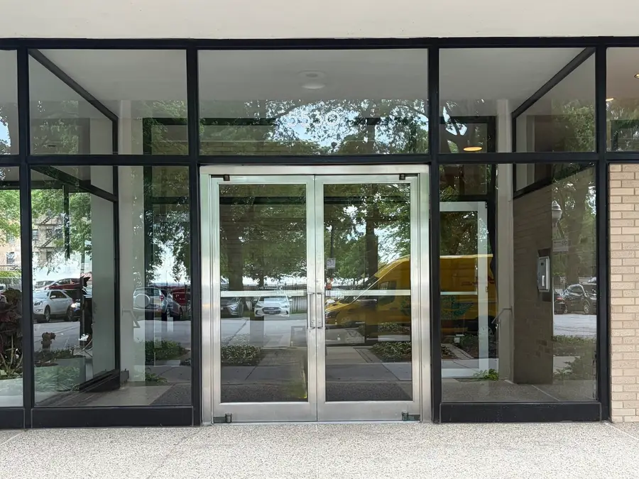 5530 S South Shore Drive #6B, Chicago, IL 60637 - #3
