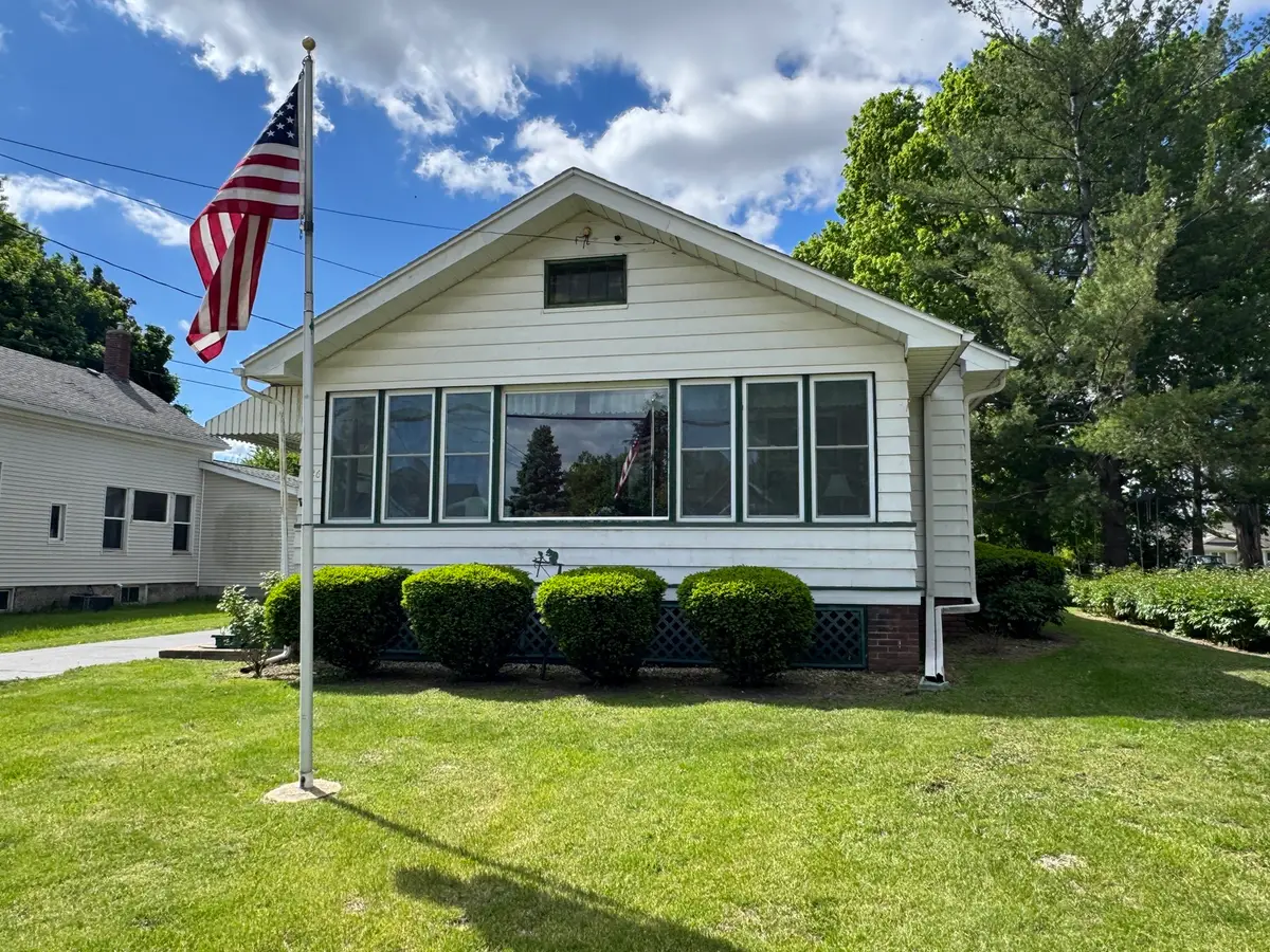 326 W Peru Street, Princeton, IL 61356 - #1