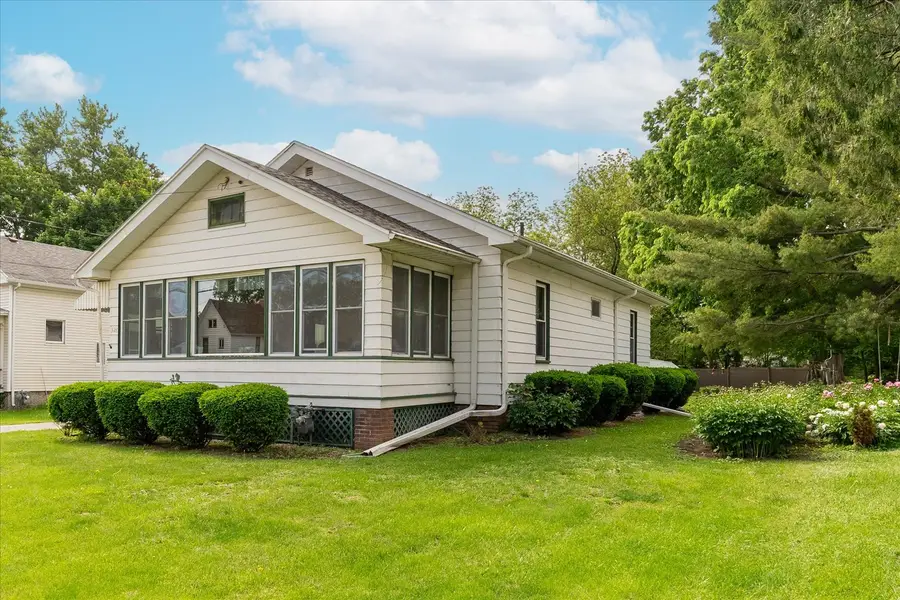 326 W Peru Street, Princeton, IL 61356 - #2