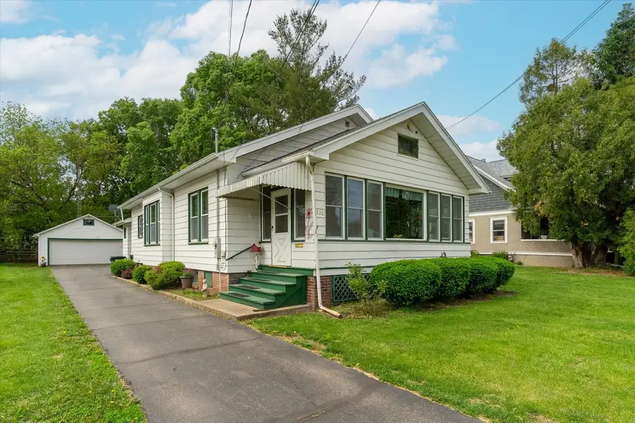 326 W Peru Street, Princeton, IL 61356 - #3